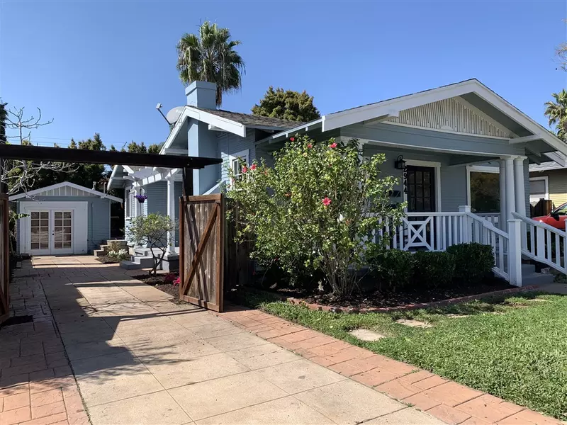 2944 Bancroft, San Diego, CA 92104