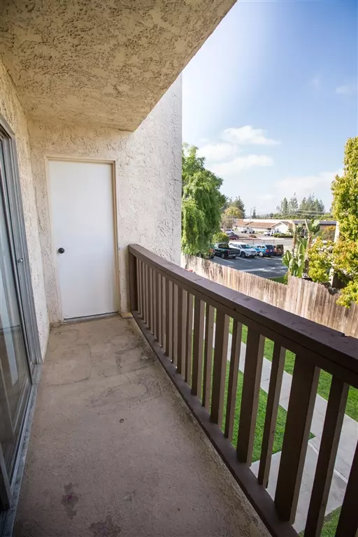 Escondido, CA 92025,170 W Vermont Ave #4