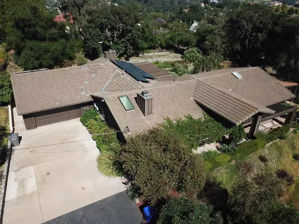 Escondido, CA 92026,28437 Sage Glen Trl