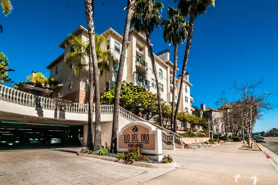 680 Camino De La Reina #2114, San Diego, CA 92108