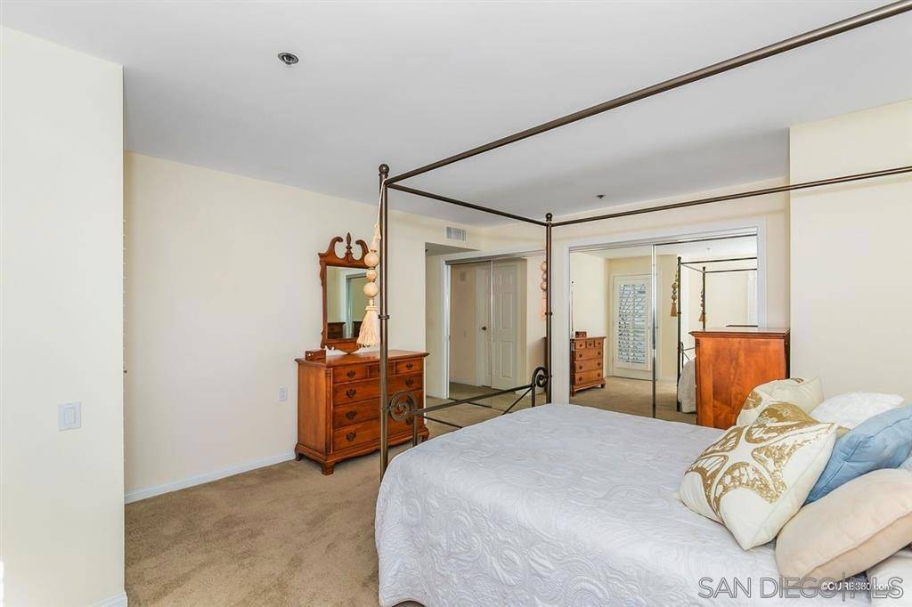 San Marcos, CA 92078,1560 Circa Del Lago #D202