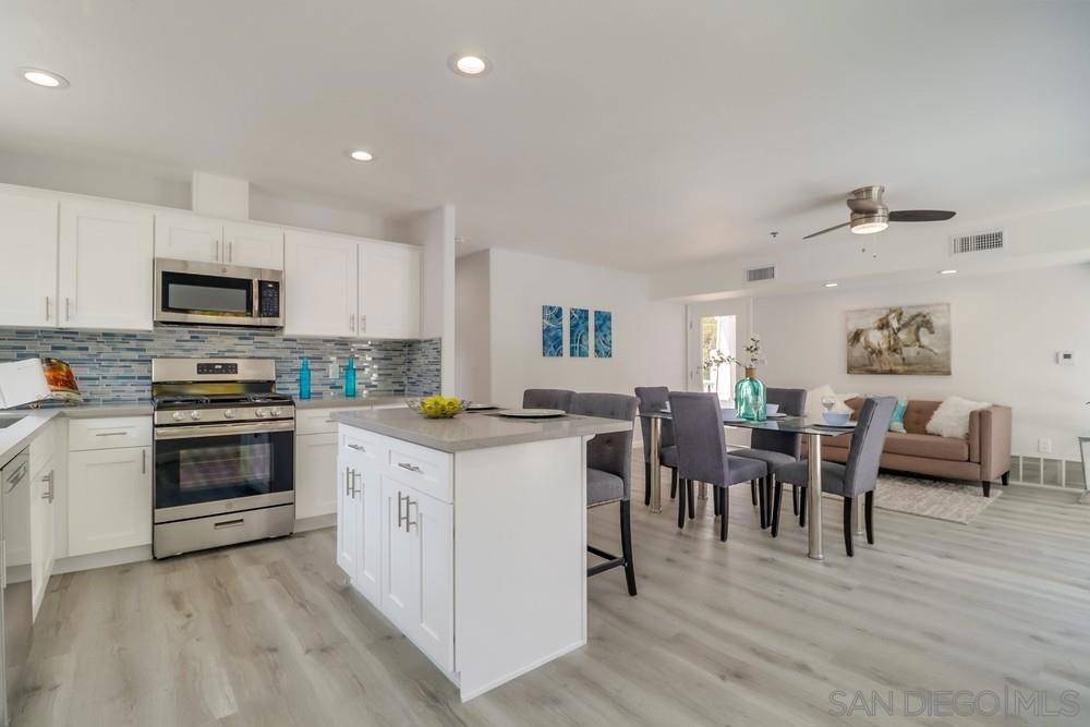 3453 Aveley Pl., San Diego, CA 92111