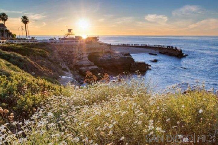 San Diego, CA 92106,3238 Emerson St