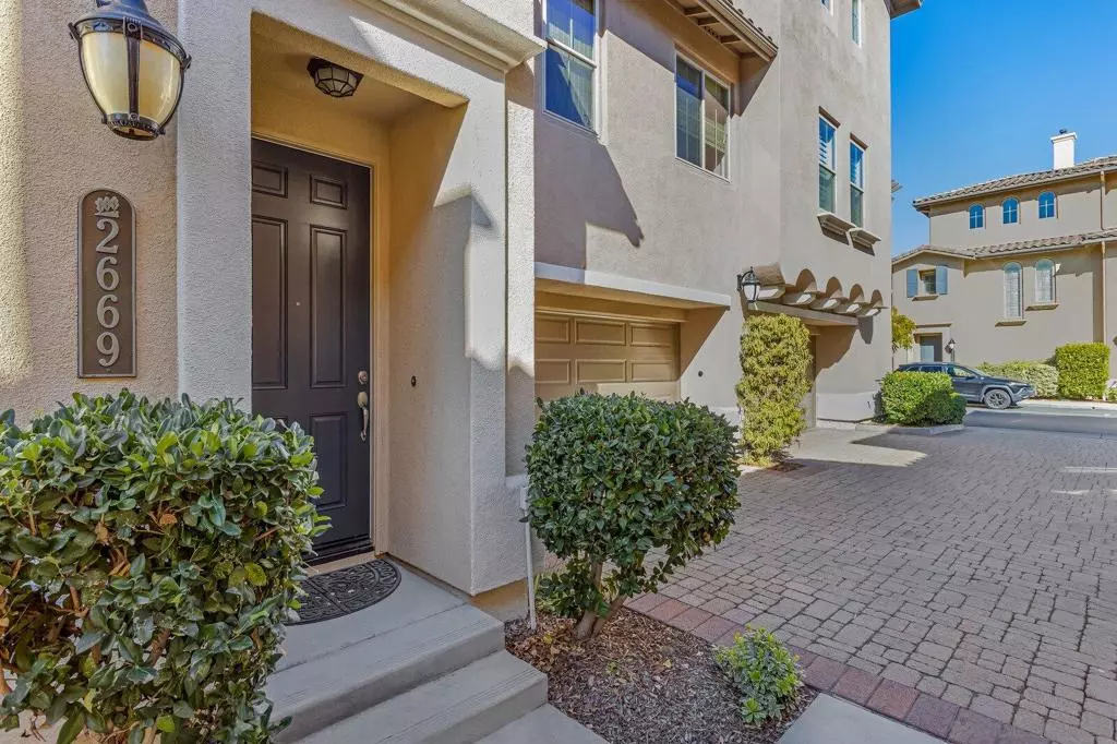 San Diego, CA 92108,2669 Piantino Cir