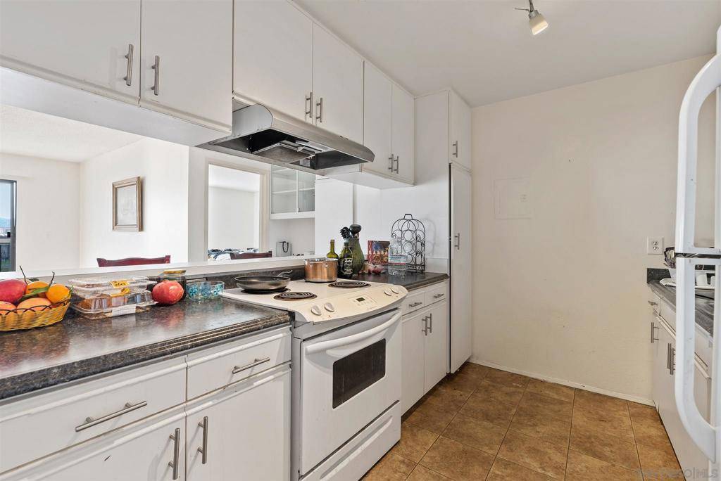 San Diego, CA 92108,6780 Friars Rd #304