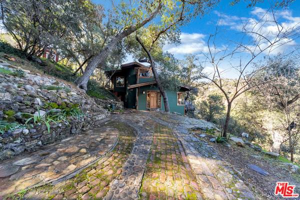 914 N TOPANGA CANYON, Topanga, CA 90290