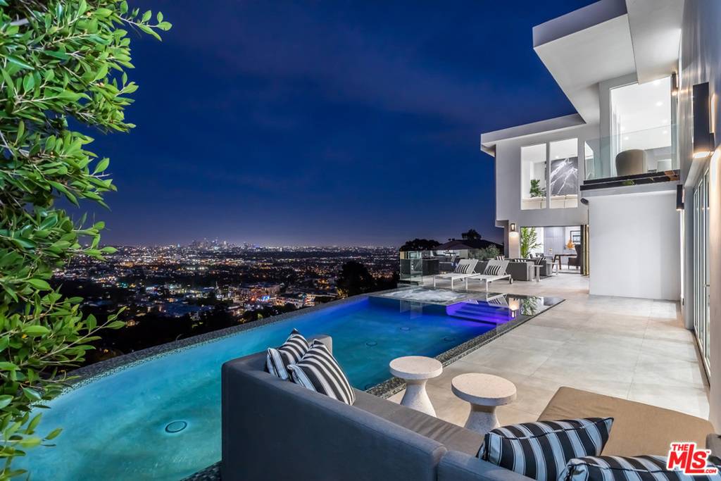 1646 WOODS DR, Los Angeles, CA 90069