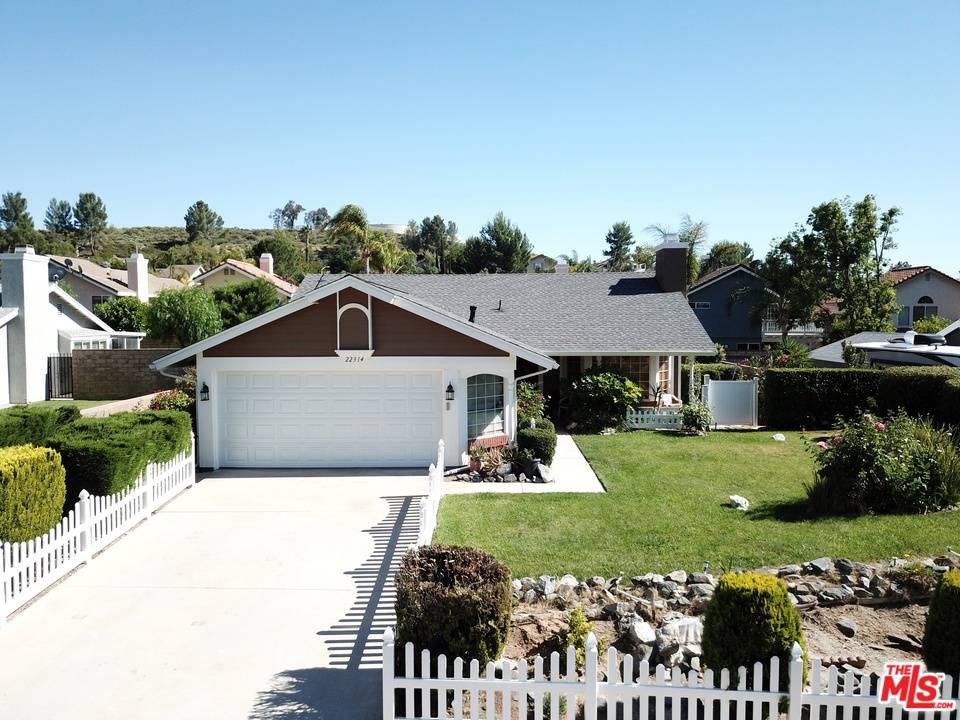 Santa Clarita, CA 91350,22314 Barcotta DR