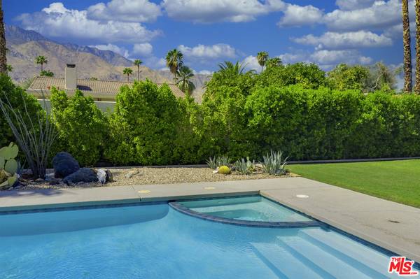 Palm Springs, CA 92262,571 N Tercero CIR