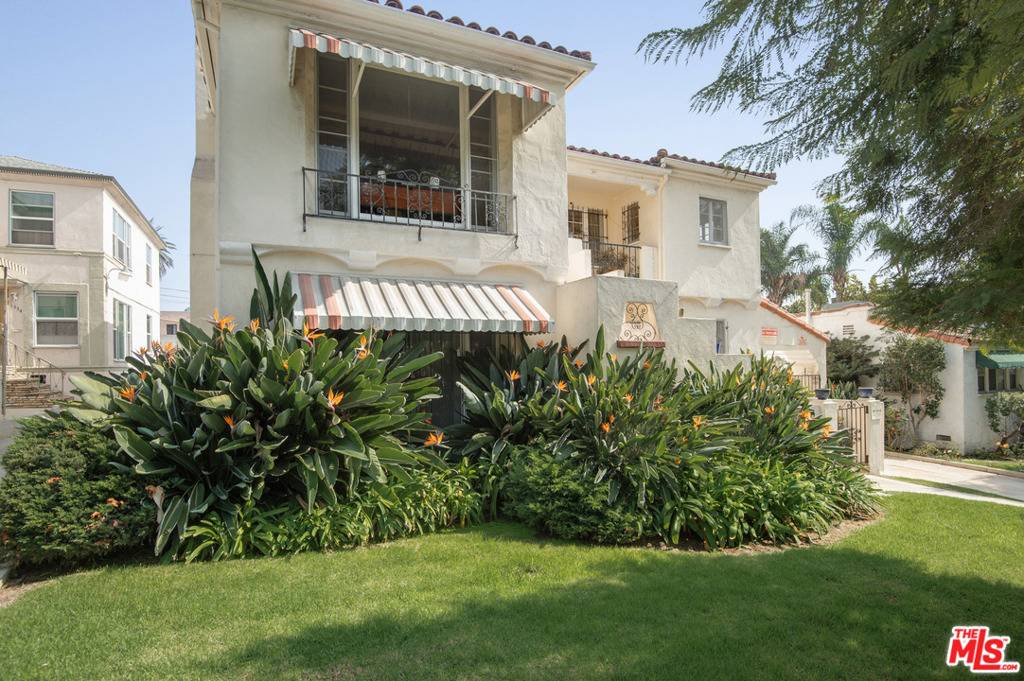 1338 S Cloverdale AVE, Los Angeles, CA 90019
