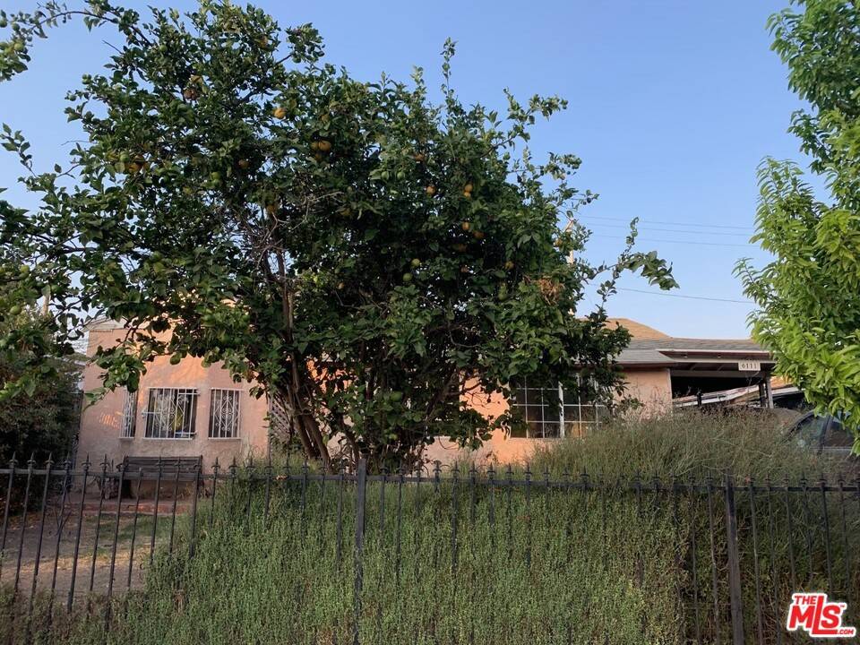 6111 Hargis ST, Los Angeles, CA 90034