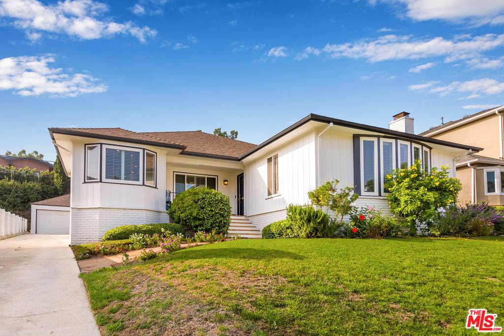 2209 S Beverly DR, Los Angeles, CA 90034
