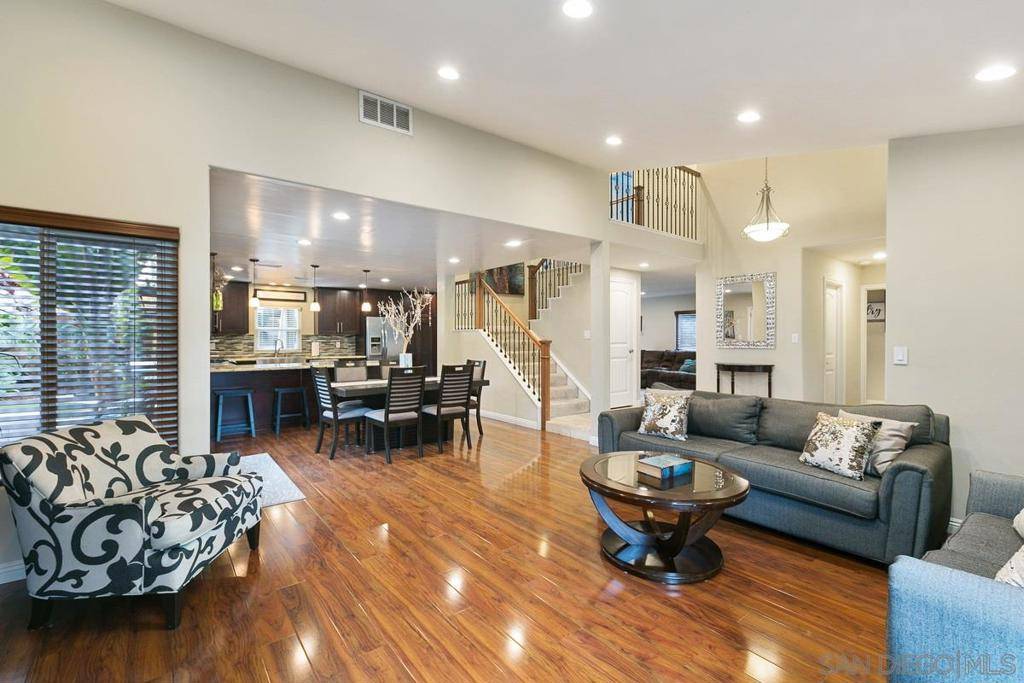 San Diego, CA 92120,5986 Sallisaw Court