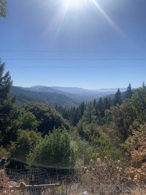 Redwood Valley, CA 95470,18040 Tomki