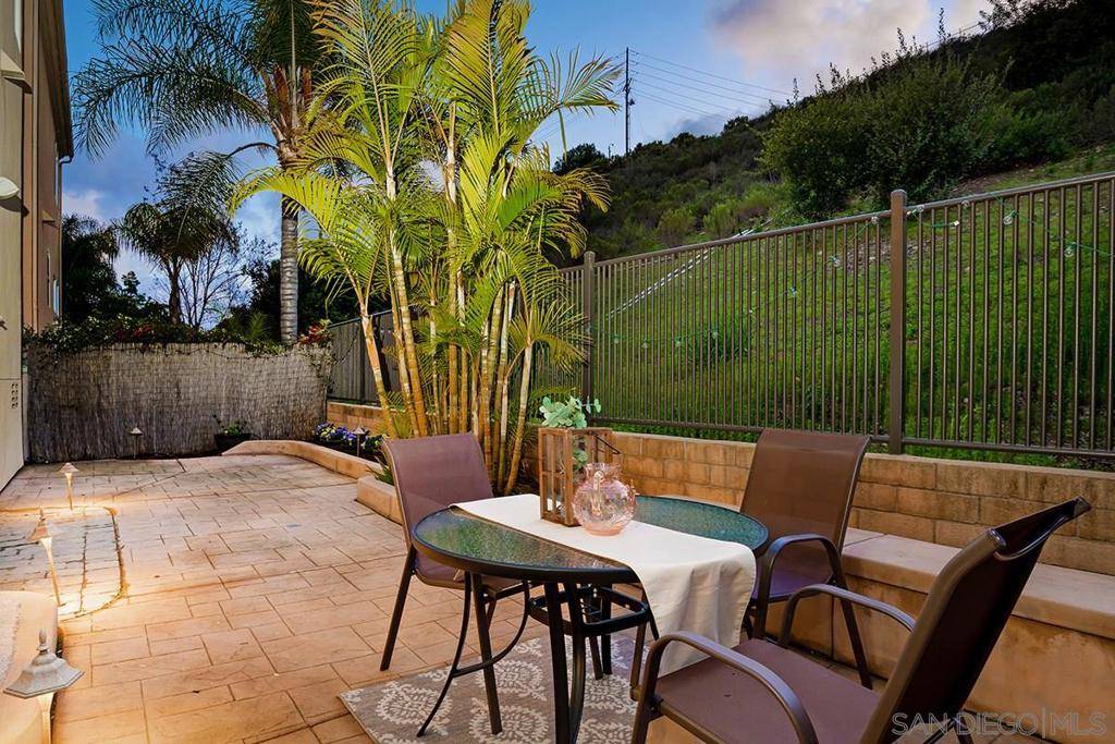 San Diego, CA 92108,2736 Villas Way