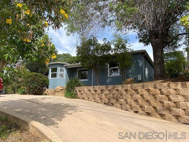 9243 Westhill Road, Lakeside, CA 92040