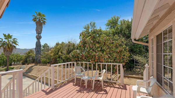 1101 Cleo Ct, Escondido, CA 92027