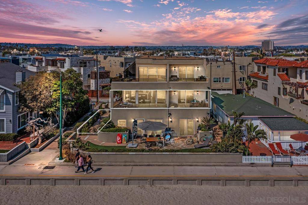 San Diego, CA 92109,2663 Ocean Front Walk #2