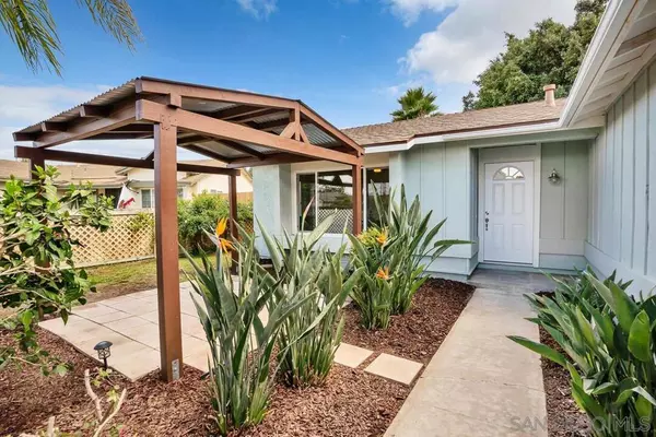 7867 Caffey Ln, San Diego, CA 92126