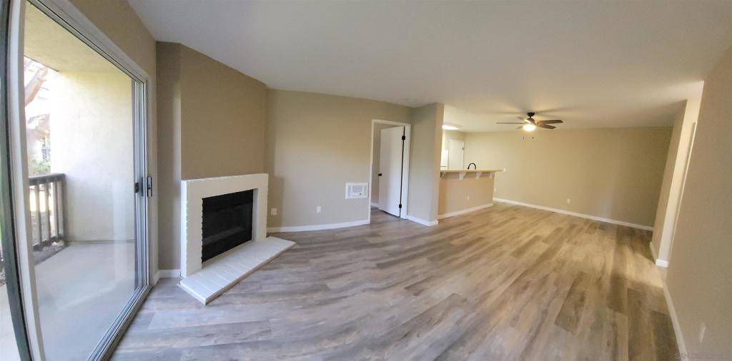 Carlsbad, CA 92009,7702 Caminito Puerto #102