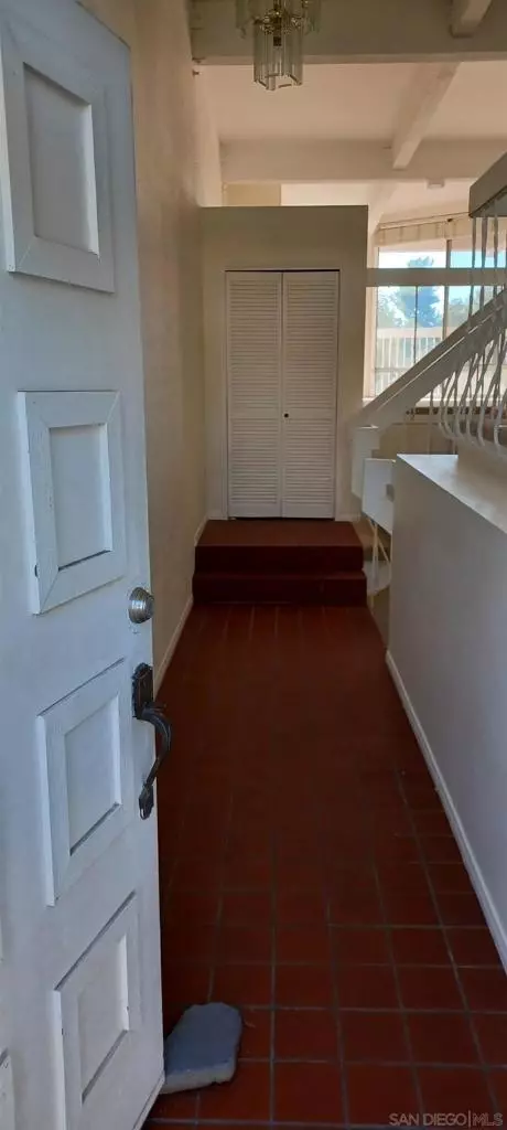 2333 Caringa Way #33, Carlsbad, CA 92009