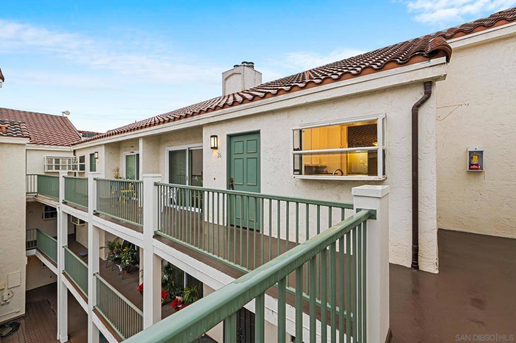 San Diego, CA 92103,3633 Indiana St #26