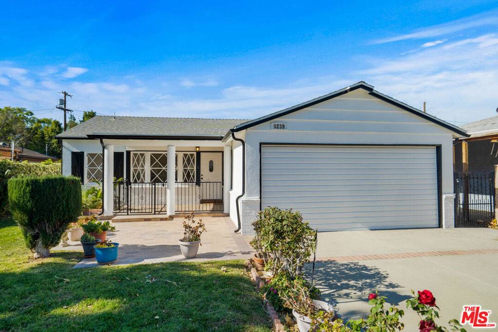 6239 Radford AVE, North Hollywood, CA 91606
