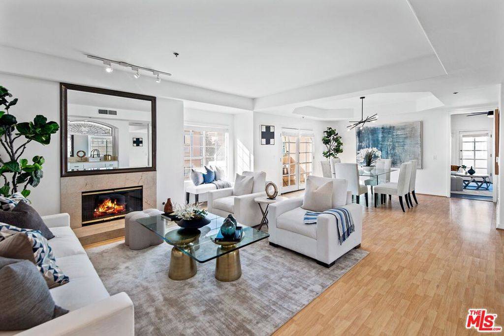 125 S Oakhurst DR #403, Beverly Hills, CA 90212