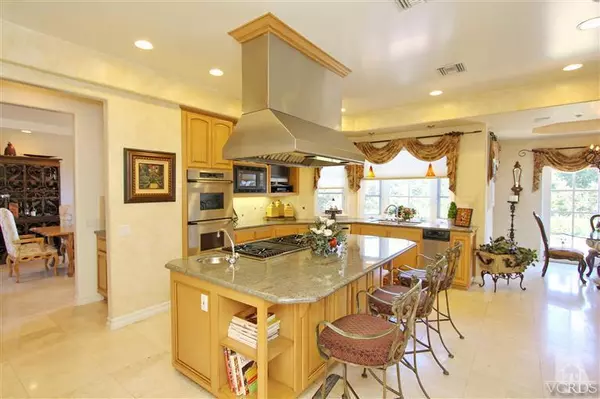 Westlake Village, CA 91362,5756 Hidden Brook CT