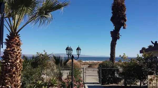 Desert Shores, CA 92274,3877 Palm Dr,