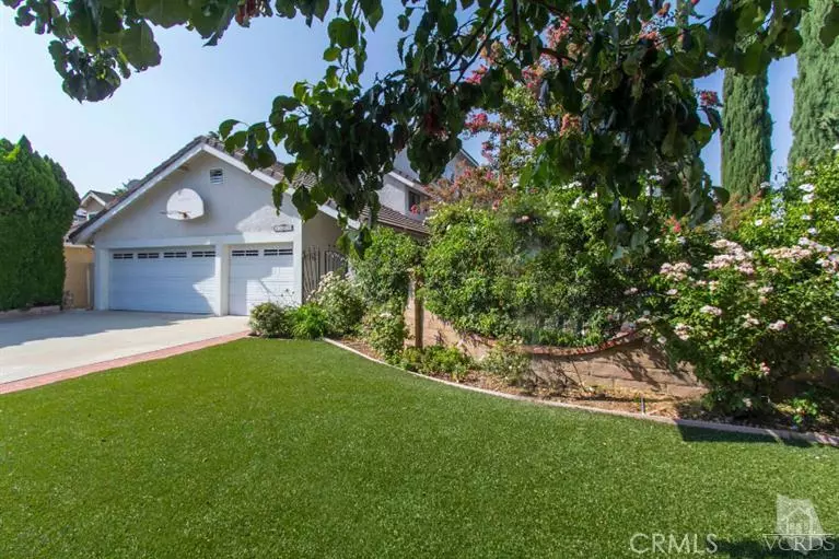 22025 Gledhill ST, Chatsworth, CA 91311