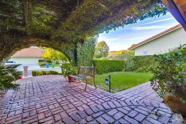 Agoura Hills, CA 91301,28908 Allman ST