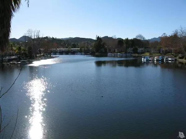 Westlake Village, CA 91361,2532 Northshore LN