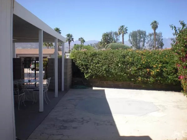 Palm Desert, CA 92260,74576 Azurite CIR E