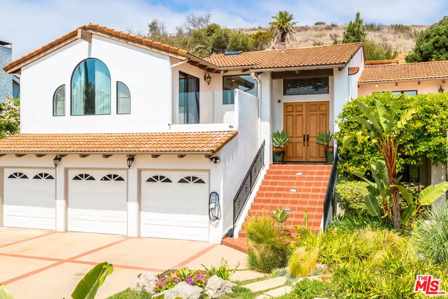 24743 Vantage Point TER, Malibu, CA 90265