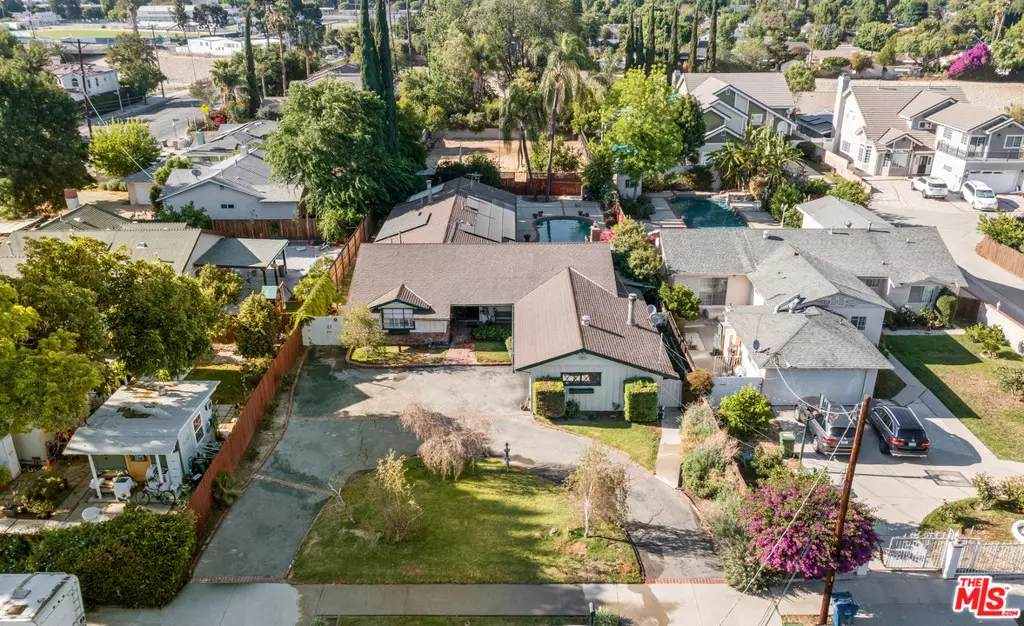 Encino, CA 91316,18053 Erwin ST