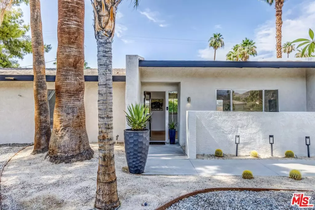 Palm Springs, CA 92264,650 E Mesquite AVE