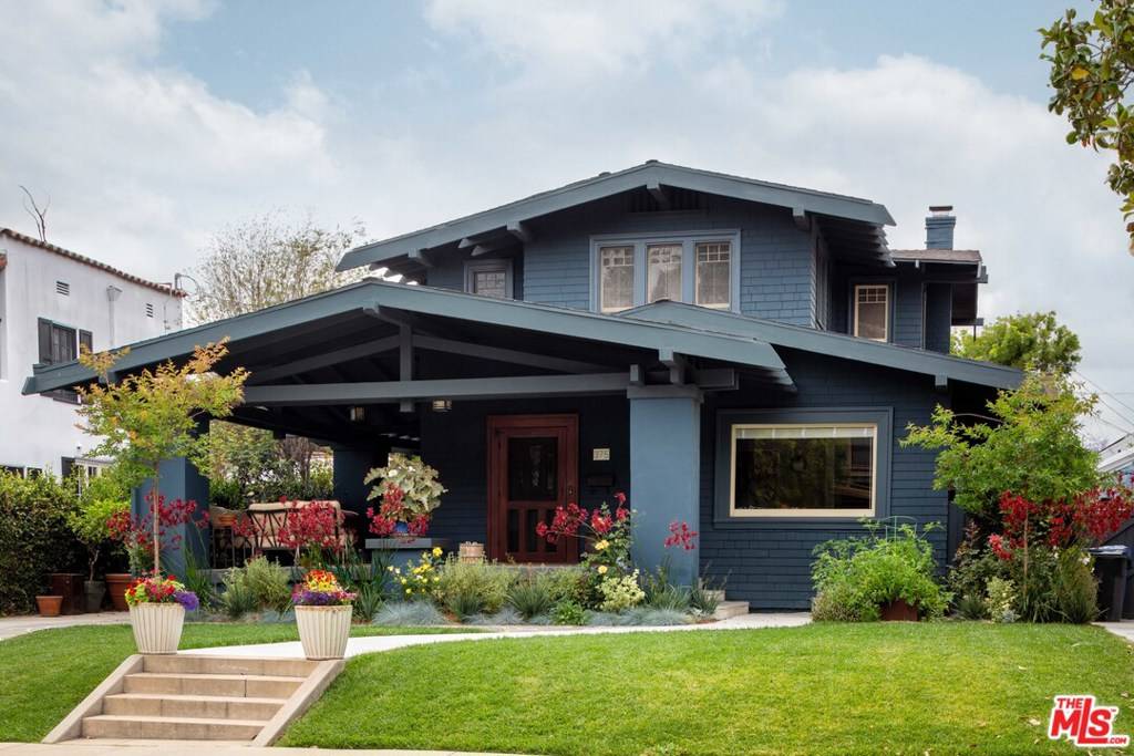 375 N Ridgewood PL, Los Angeles, CA 90004