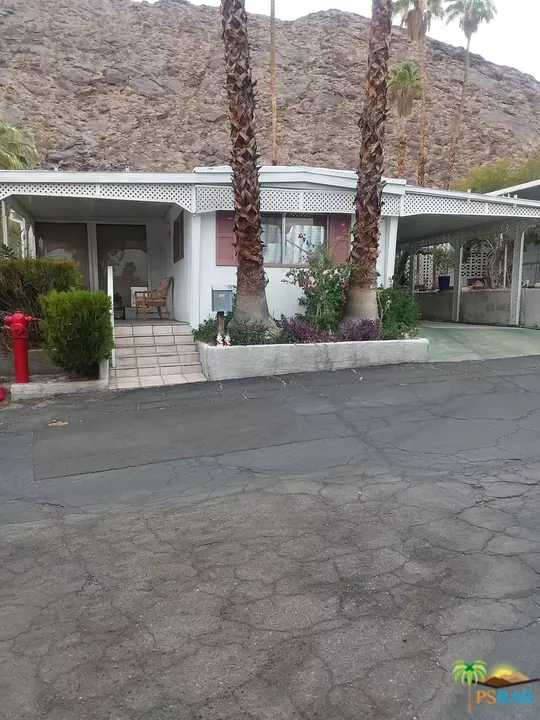 Palm Springs, CA 92264,723 Scenic View