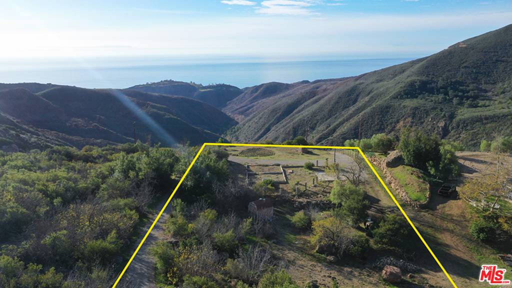 1495 BARRYMORE DR, Malibu, CA 90265