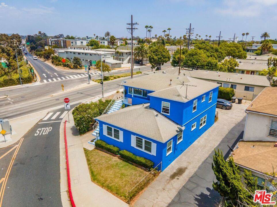 Santa Monica, CA 90404,2240 Delaware AVE