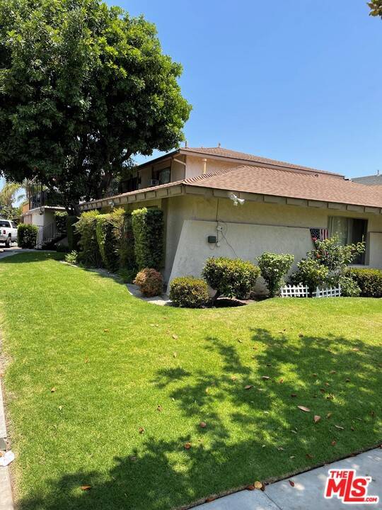 Anaheim, CA 92806,1215 S Athena WAY
