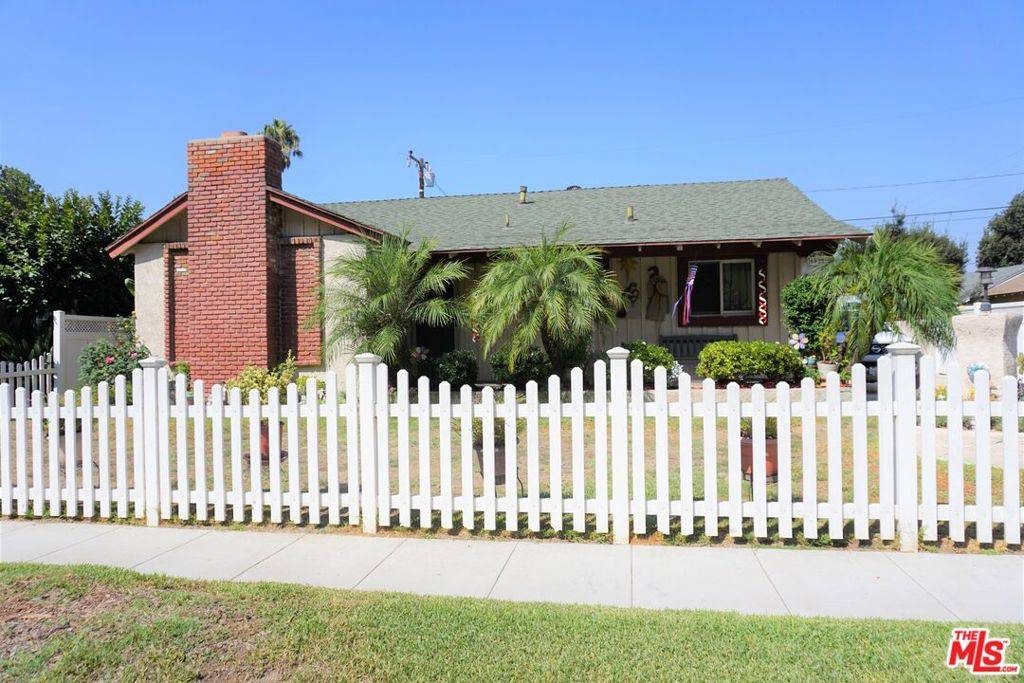 6825 Coachella, Long Beach, CA 90805