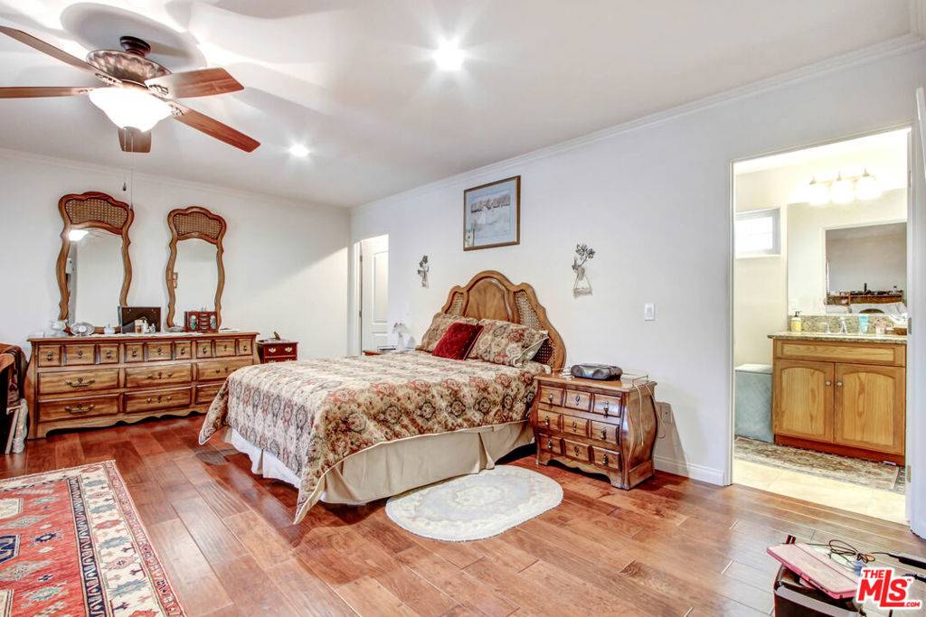 Altadena, CA 91001,2585 Windsor AVE