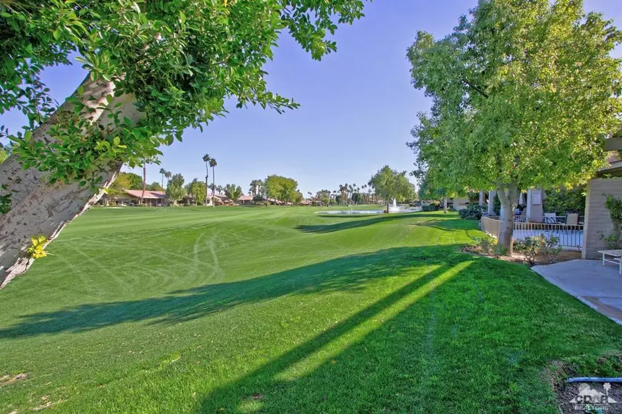 212 Wagon Wheel RD, Palm Desert, CA 92211