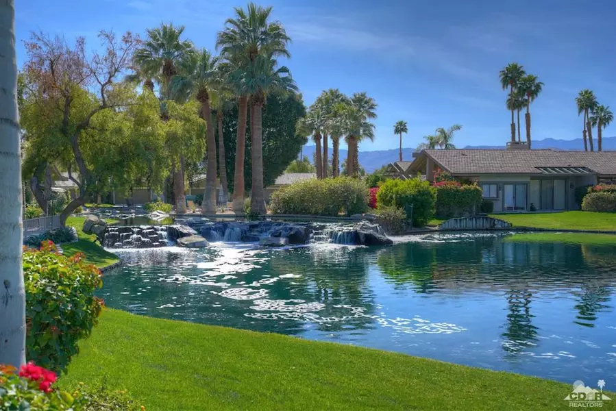 107 Tanglewood Trail, Palm Desert, CA 92211