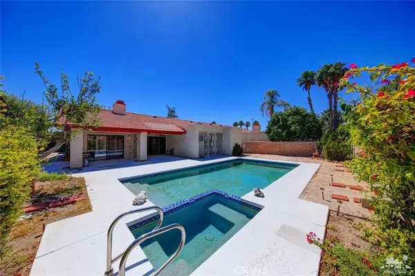 40669 Clover LN, Palm Desert, CA 92260