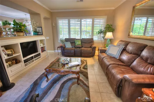 Palm Desert, CA 92211,78066 Damask Rose CT