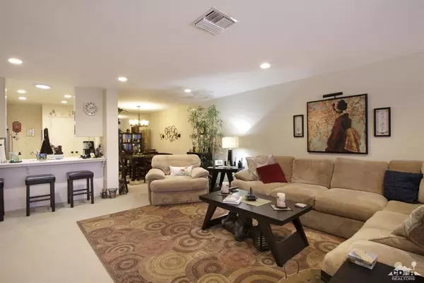 2603 N Whitewater Club DR #A, Palm Springs, CA 92262