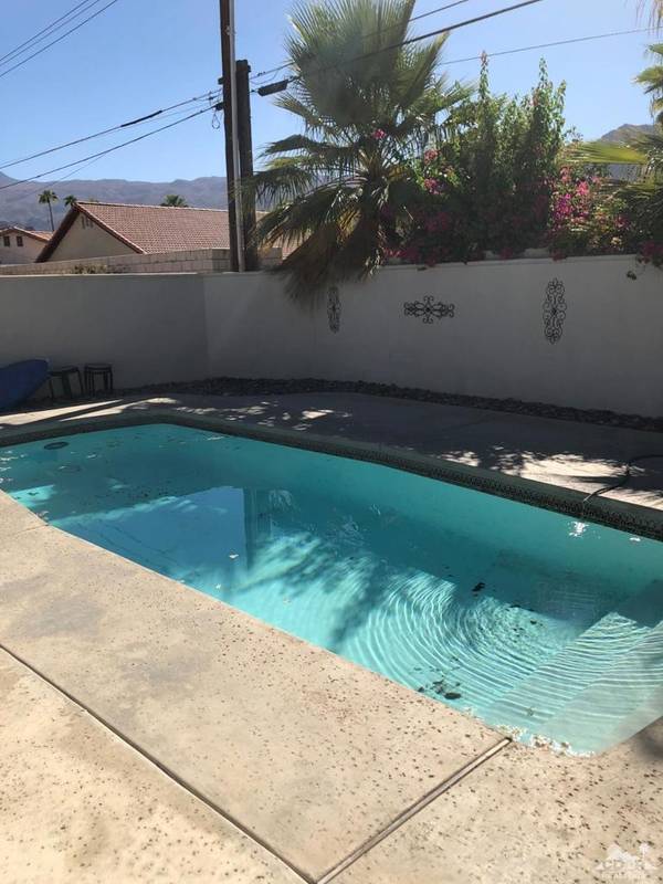 La Quinta, CA 92253,52375 Avenida Bermudas